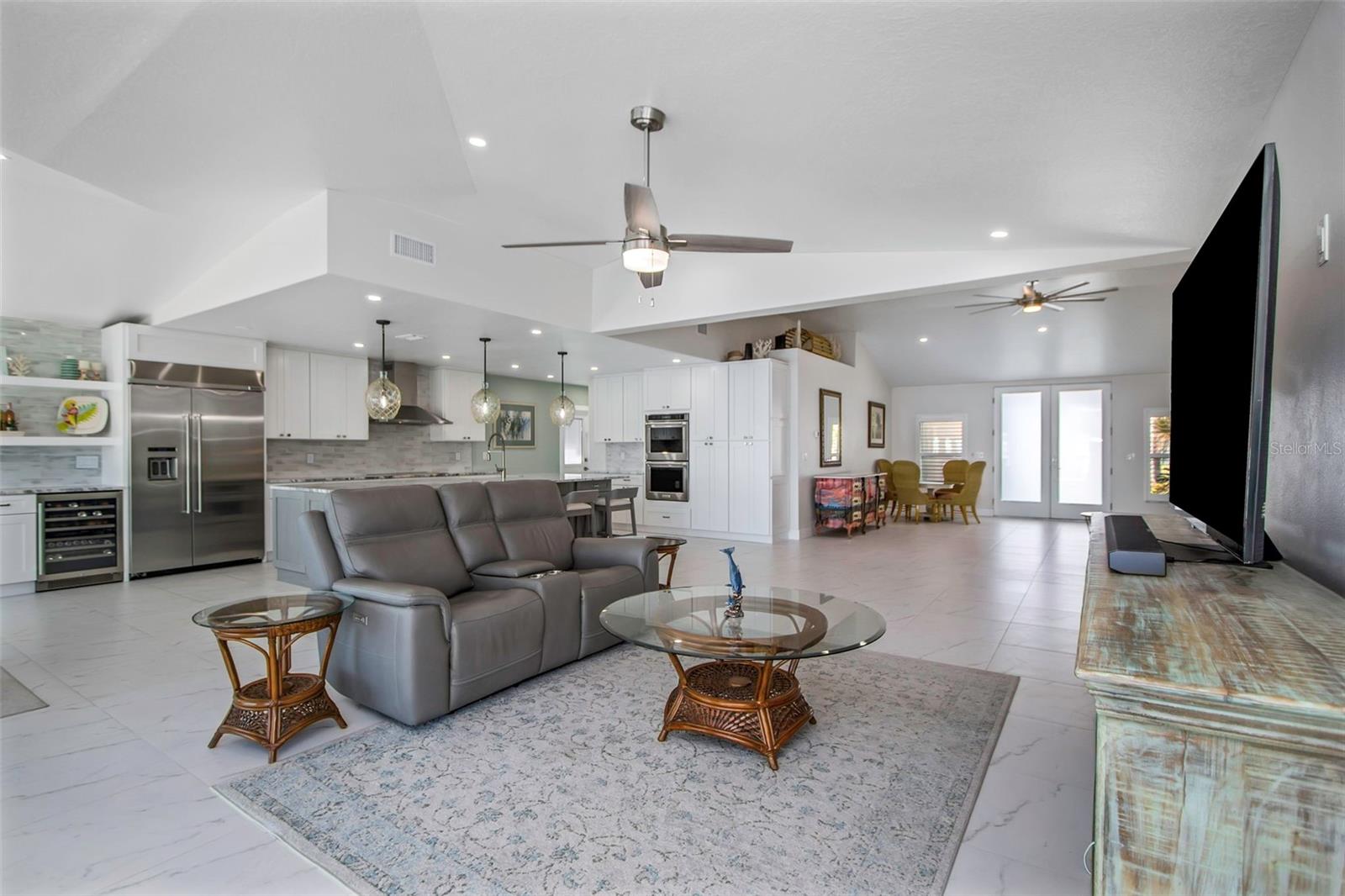 BAYSIDE SUB - Residential