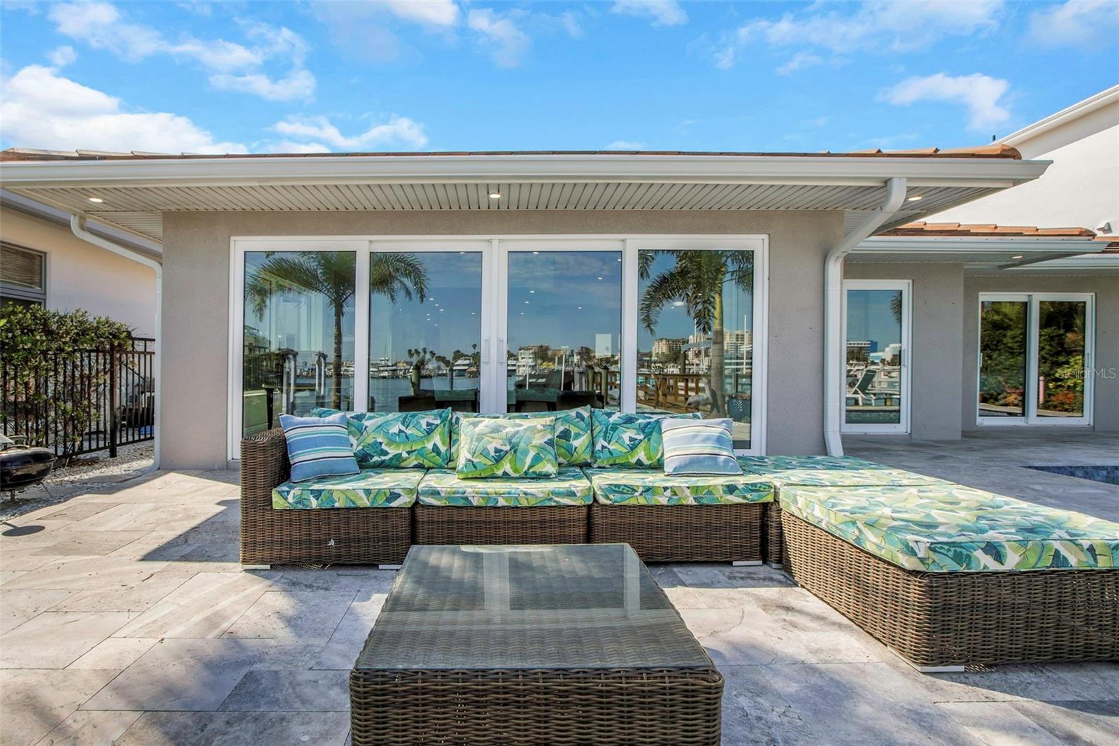 BAYSIDE SUB - Residential