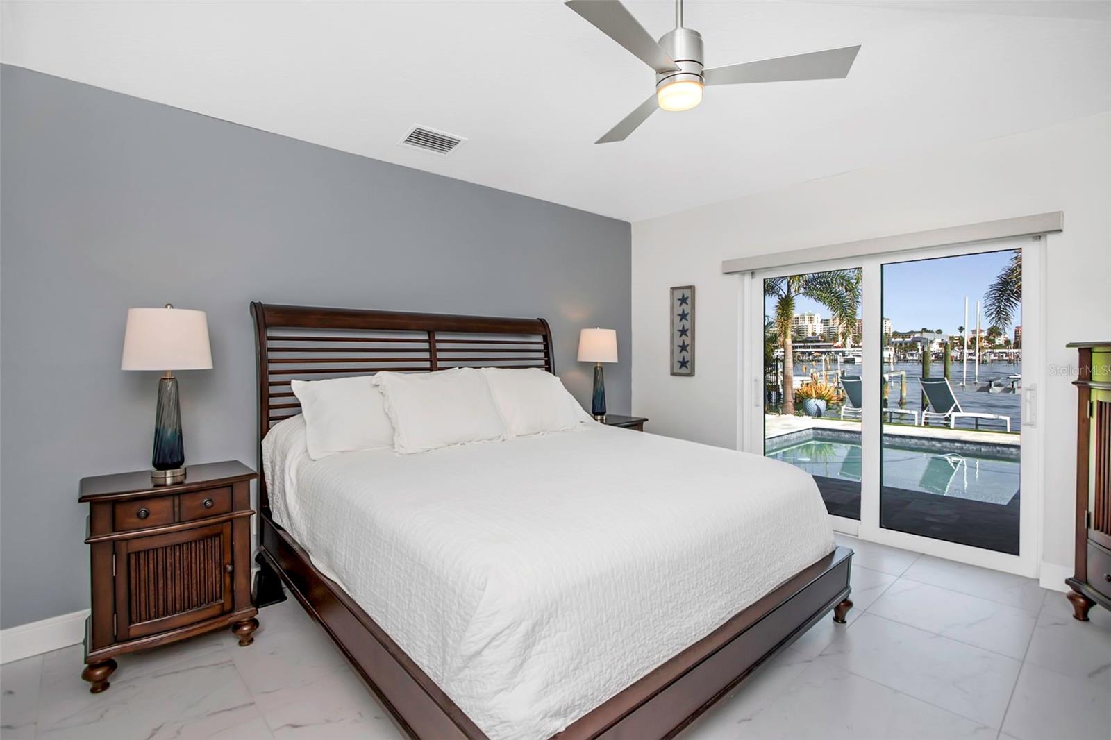 BAYSIDE SUB - Residential