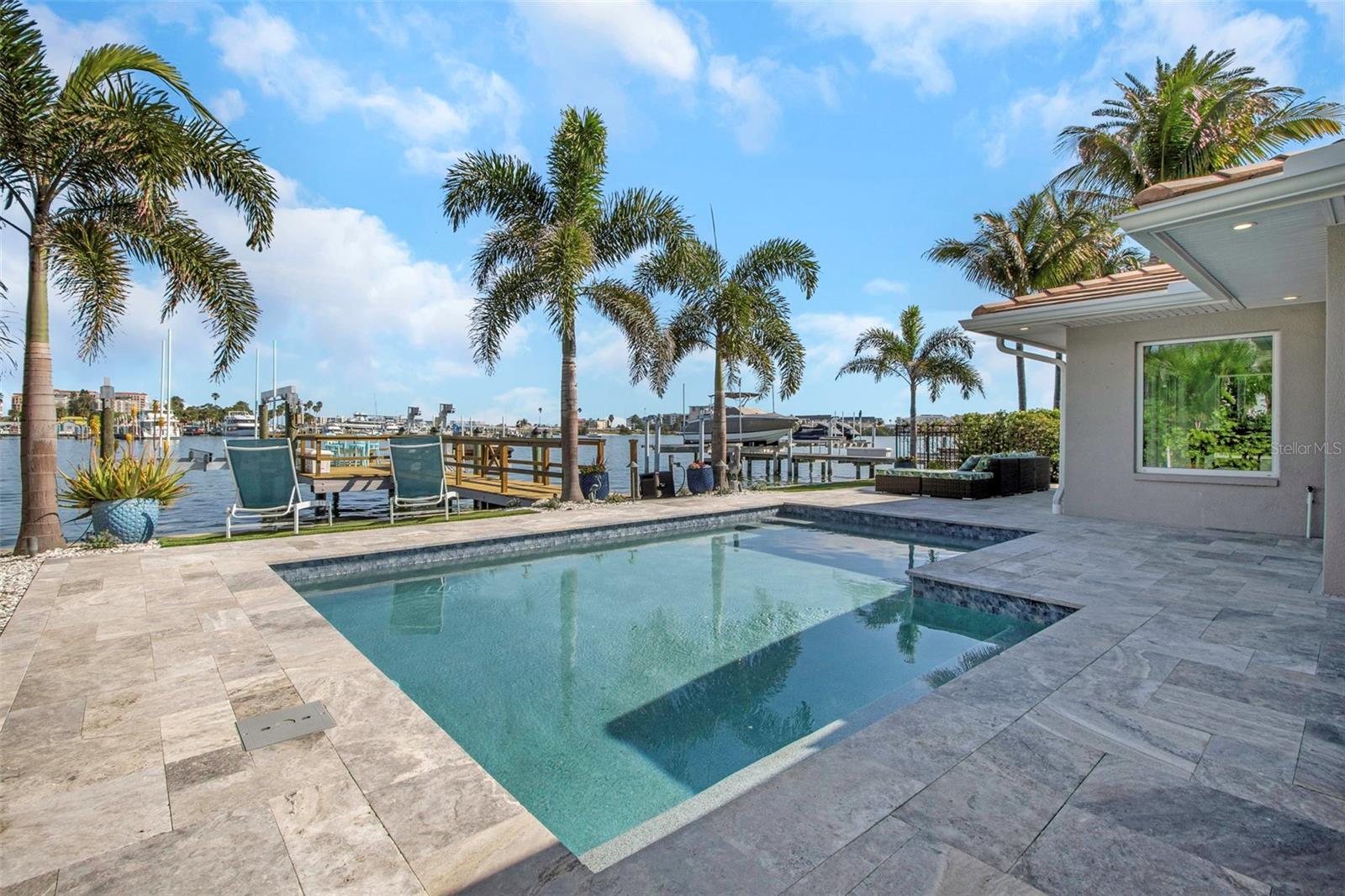 BAYSIDE SUB - Residential