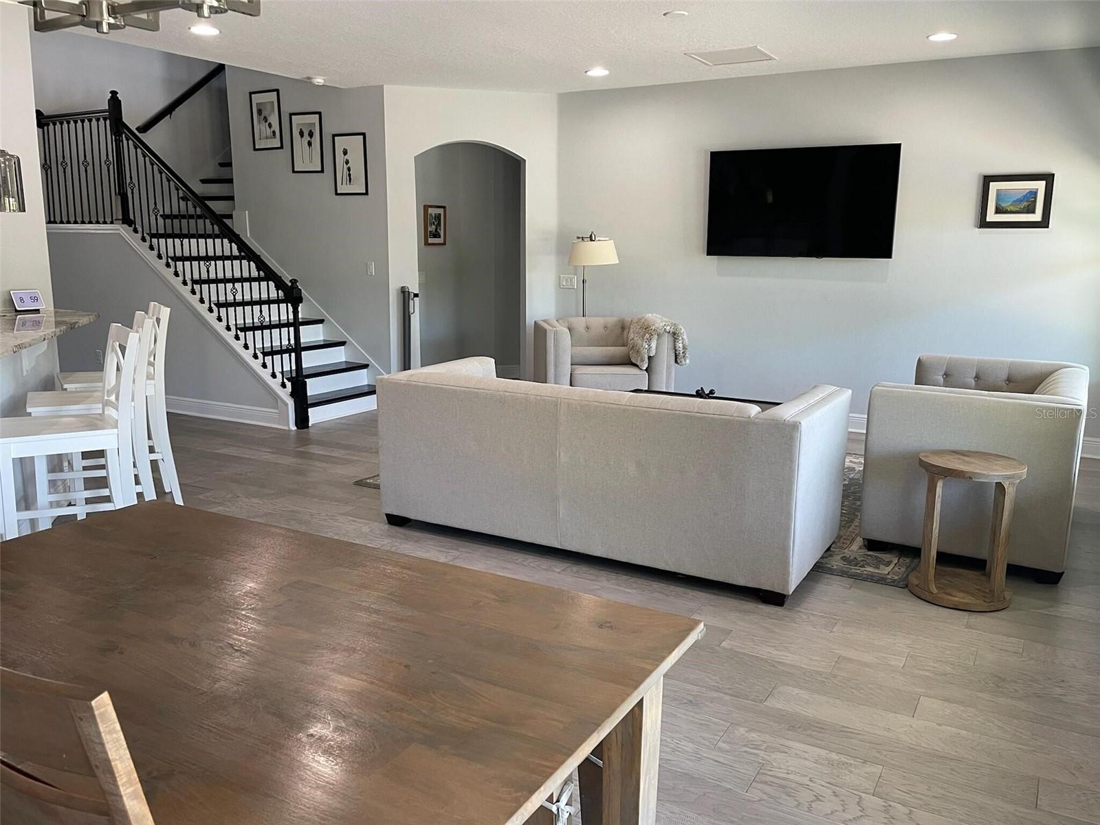 ESTUARY OF MOBBLY BAY - Residential