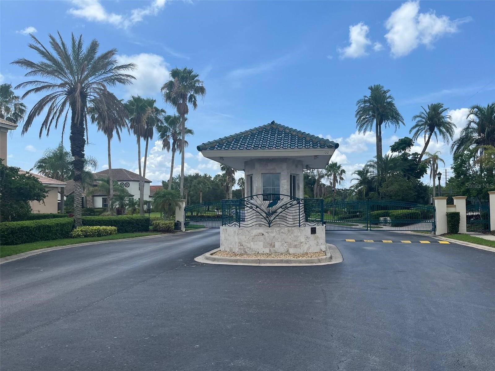 ESTUARY OF MOBBLY BAY - Residential