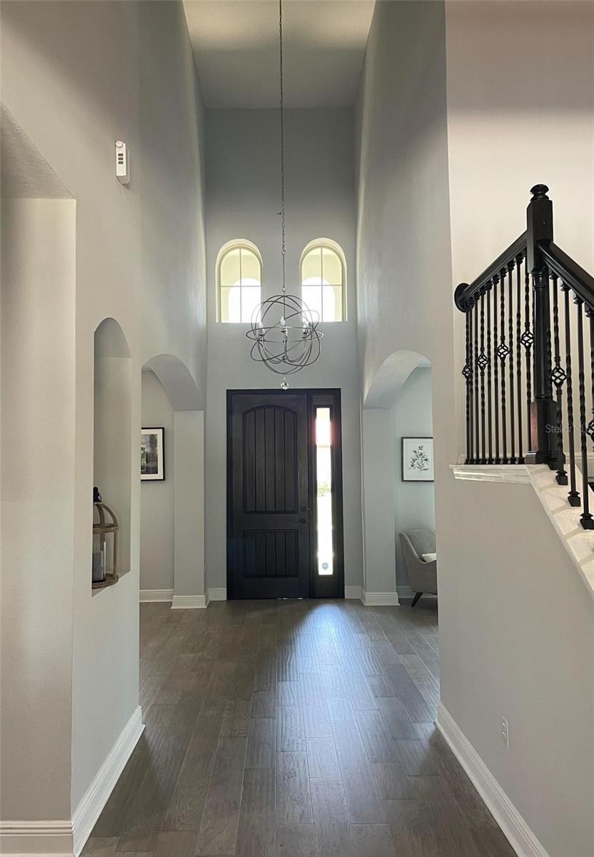 302 COCO PLUM COURT