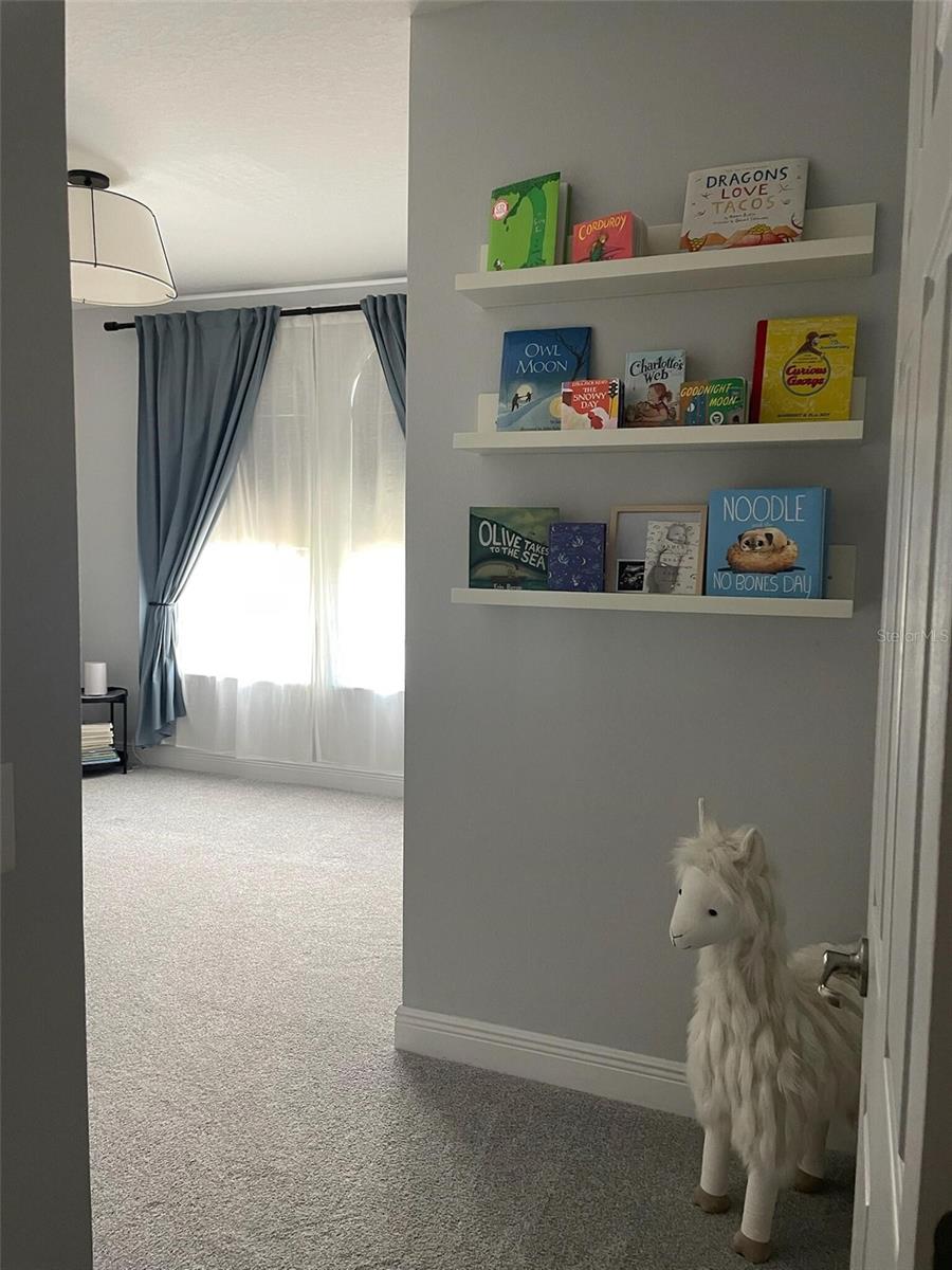 ESTUARY OF MOBBLY BAY - Residential