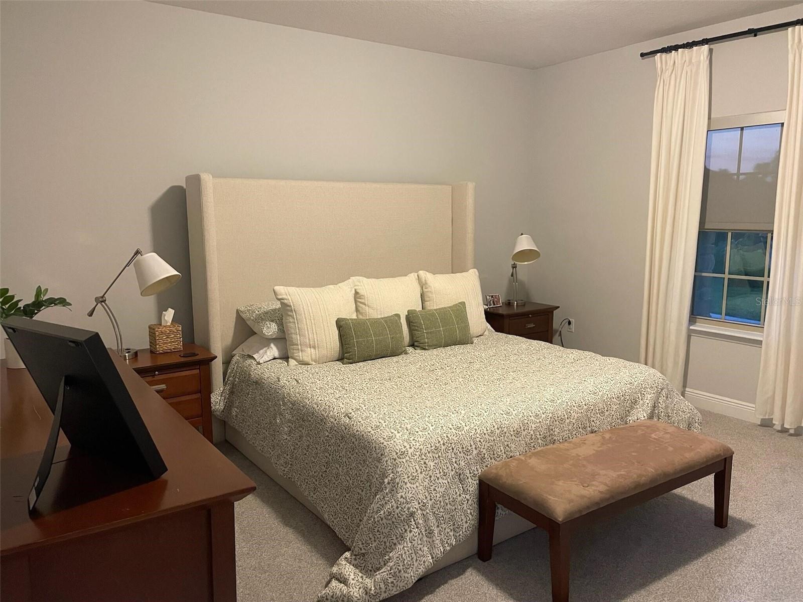 ESTUARY OF MOBBLY BAY - Residential