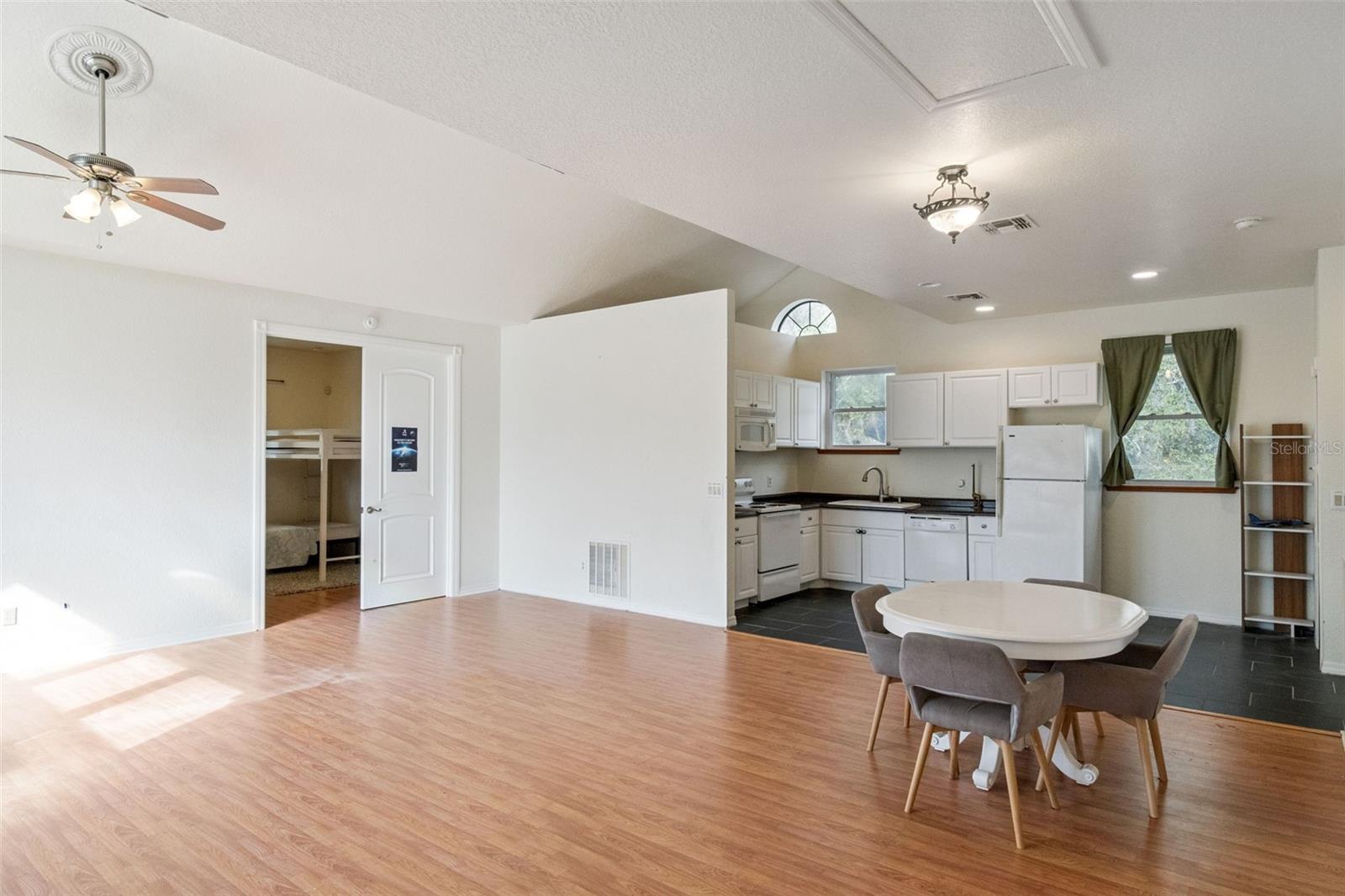 ACREAGE & UNREC - Residential