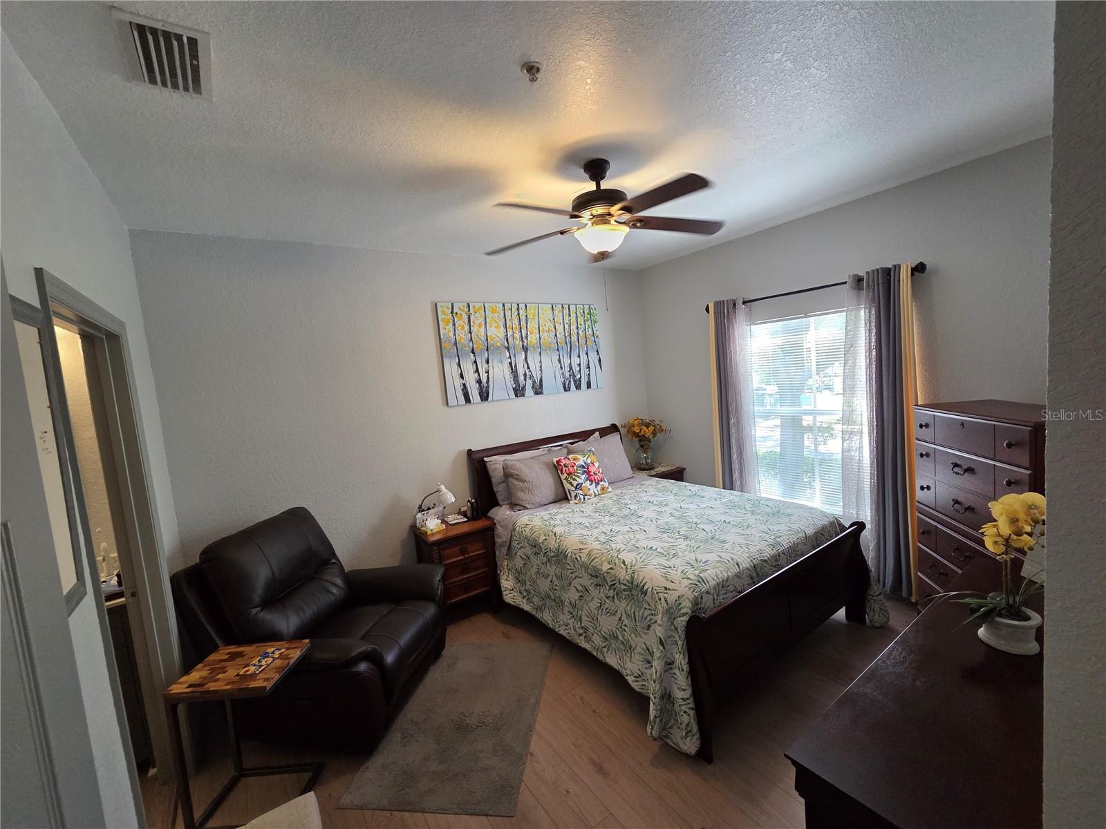 FOUNTAINS/METRO WEST - Residential Lease