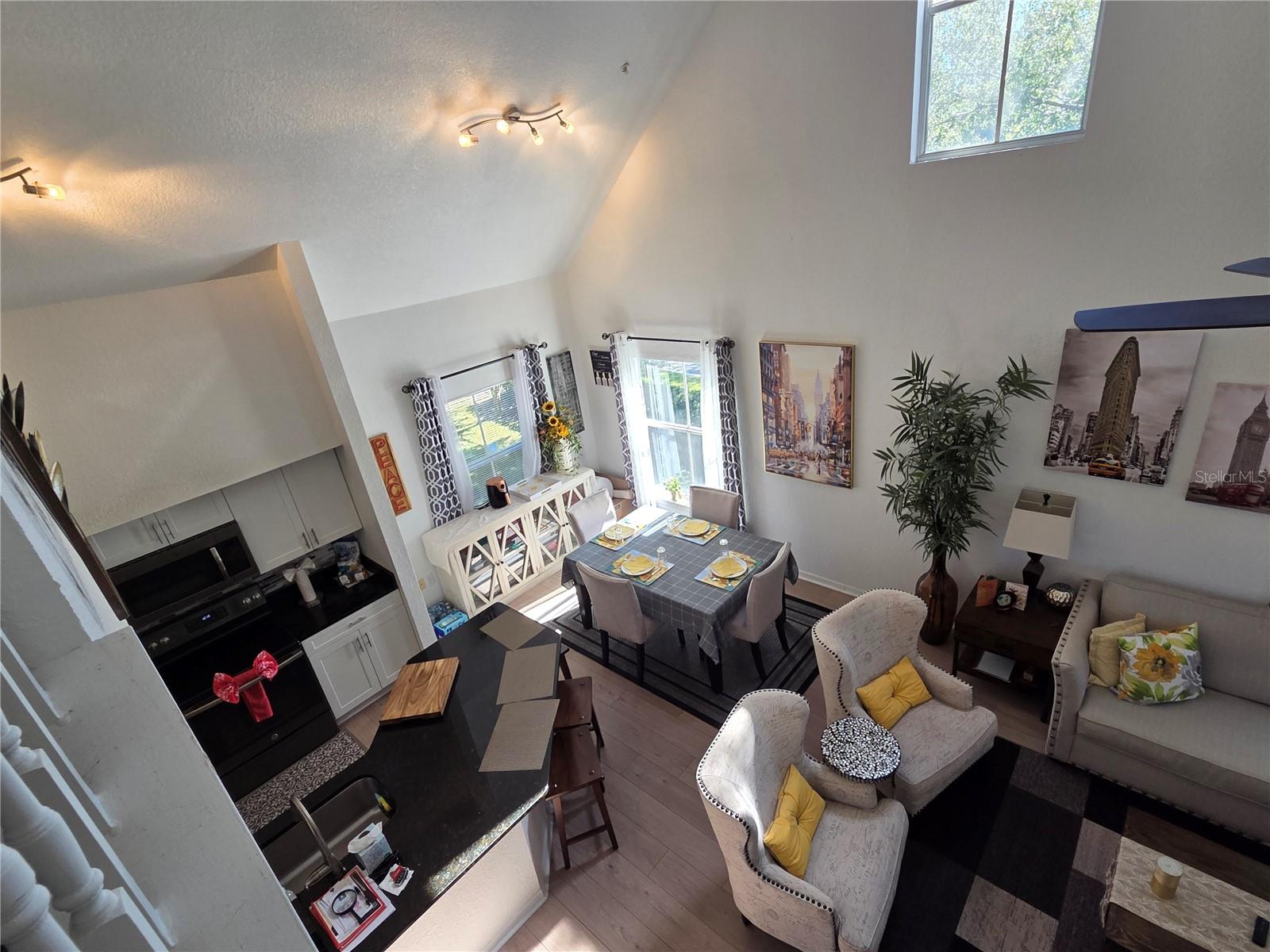 FOUNTAINS/METRO WEST - Residential Lease