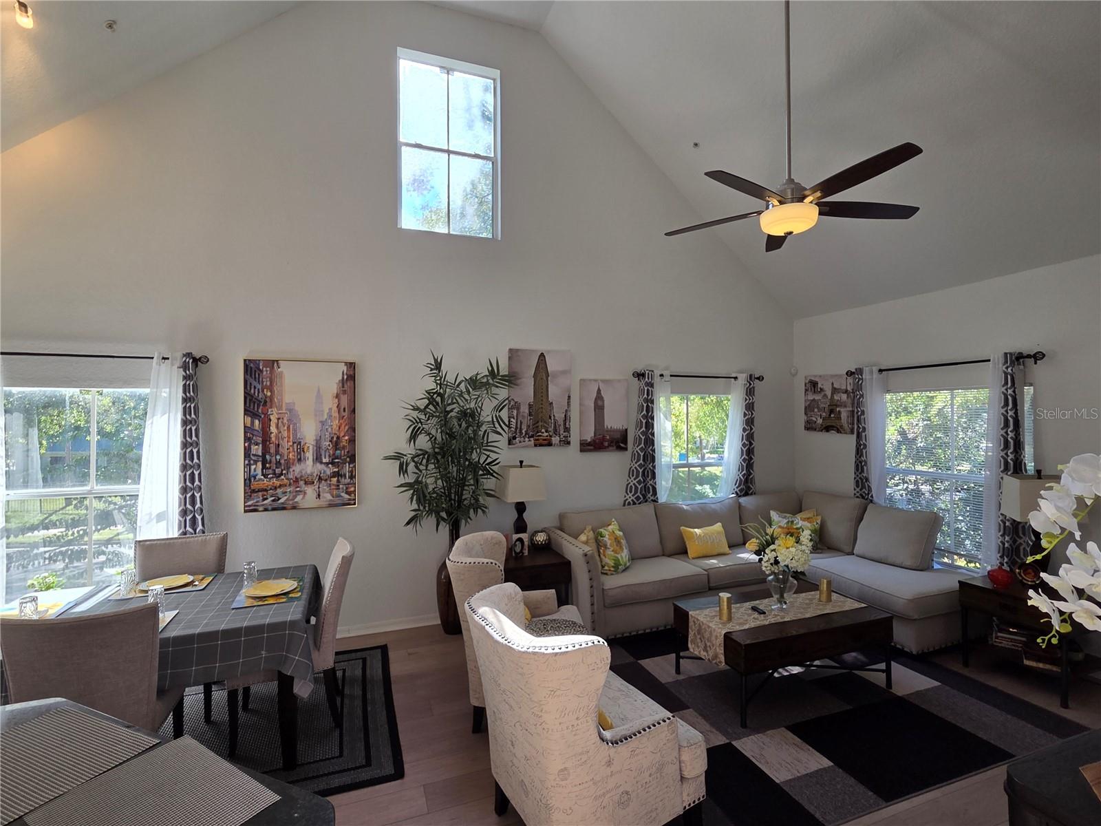 FOUNTAINS/METRO WEST - Residential Lease