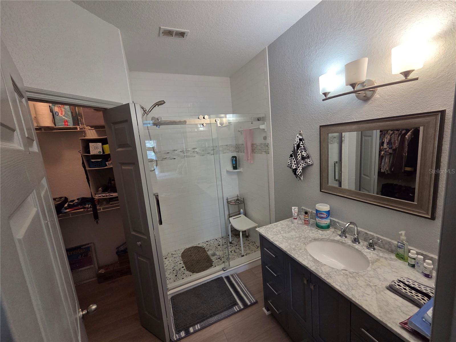 FOUNTAINS/METRO WEST - Residential Lease