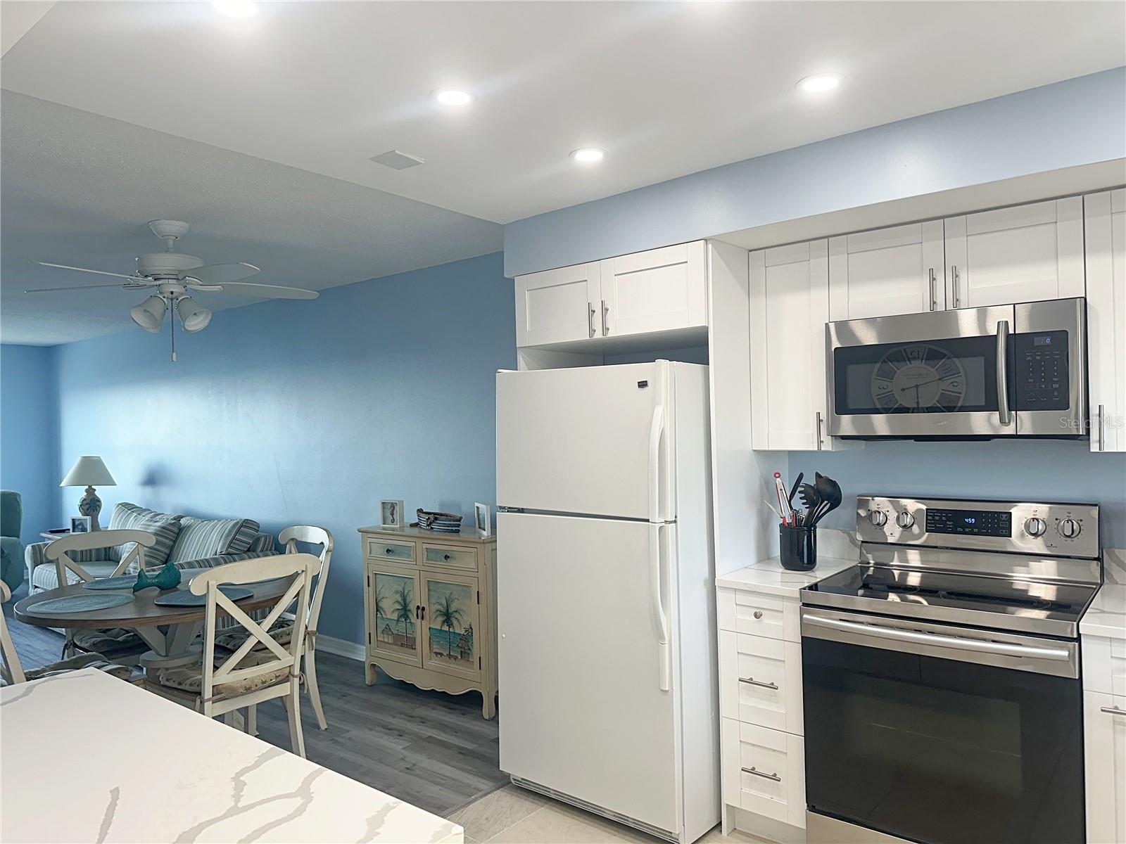 4725 COVE CIRCLE 804
