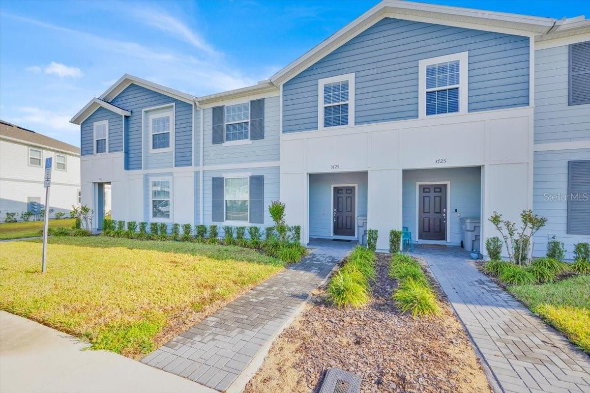 3729 PACIFIC LANE