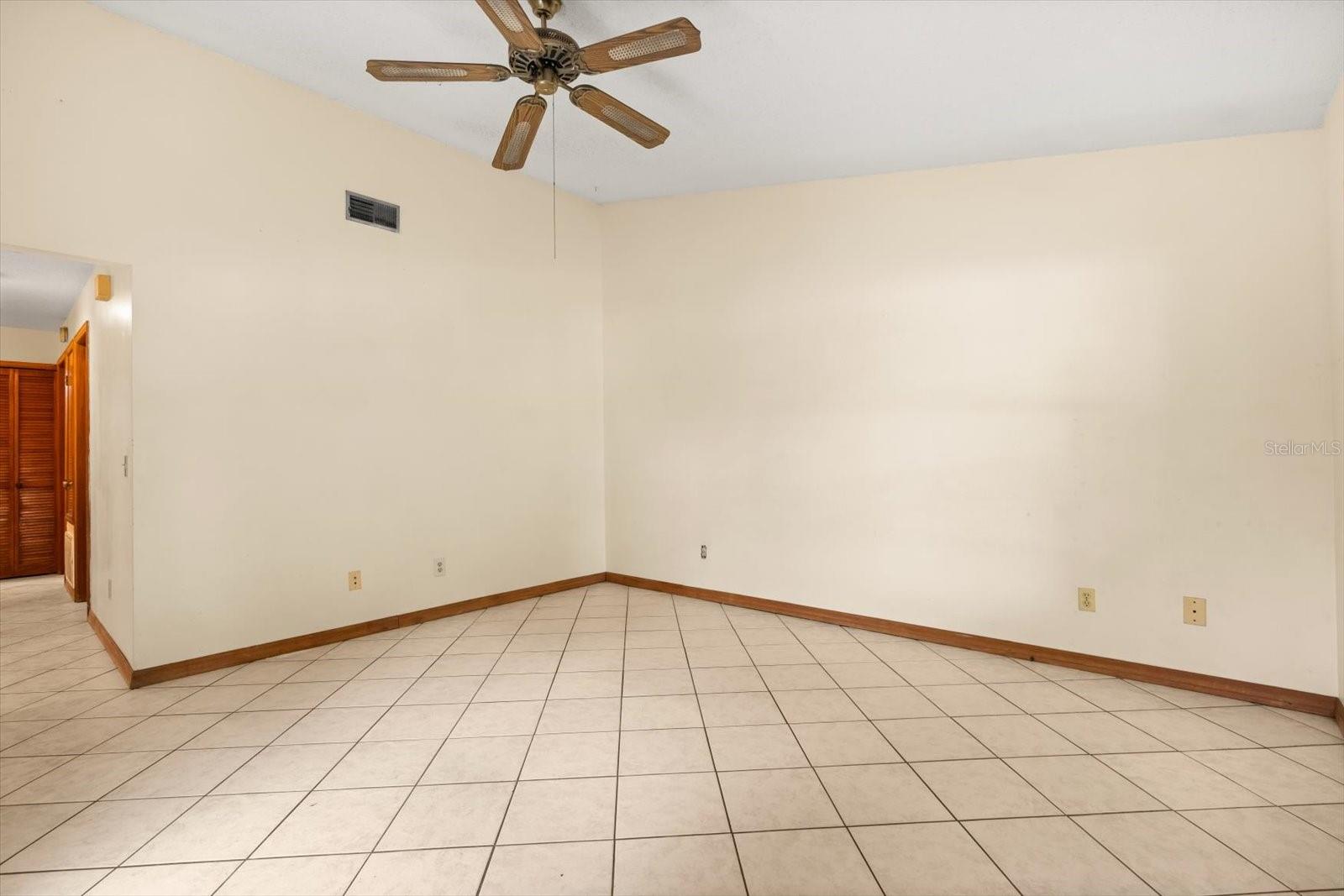 TINDARO PINE ESTATES - Residential Income