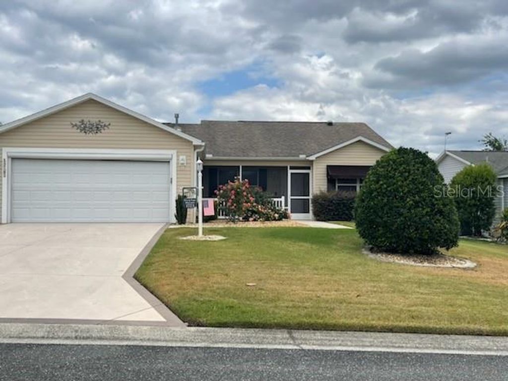 Photo of 1723 Banberry Run, The Villages, FL 32162 (MLS # G5097424)