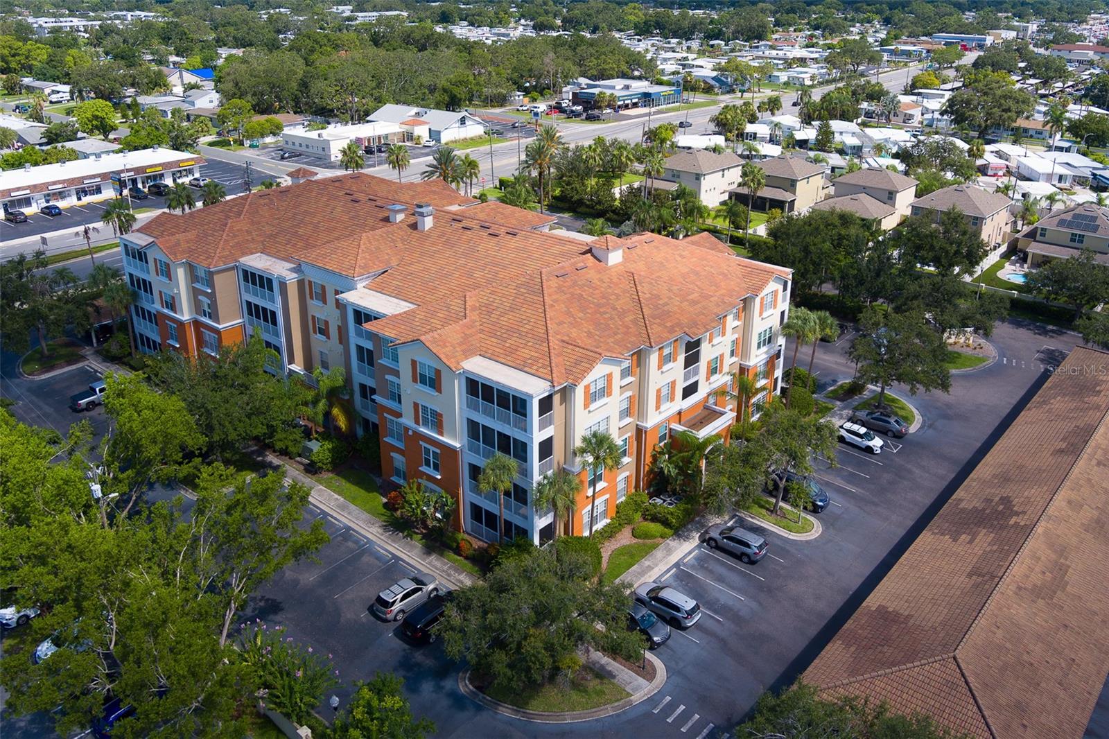 MONTEREY AT LAKE SEMINOLE CONDO - Residential