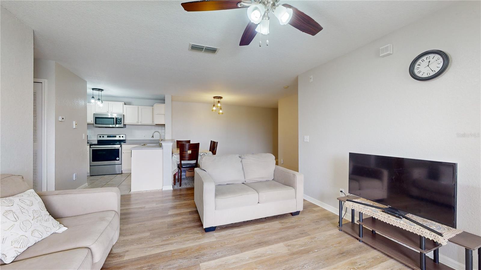 8801 LATREC AVENUE 8208
