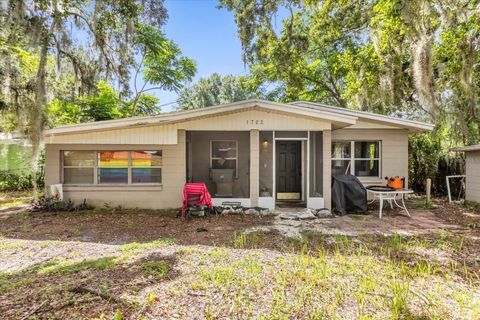 Photo of 1723 Magnolia Lane, Kissimmee, FL 34746 (MLS # S5130781)