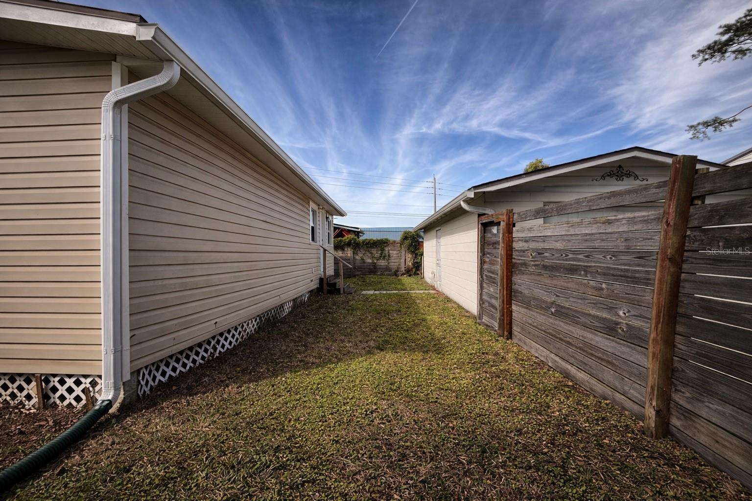 MURRAY HILL HEIGHTS - Residential