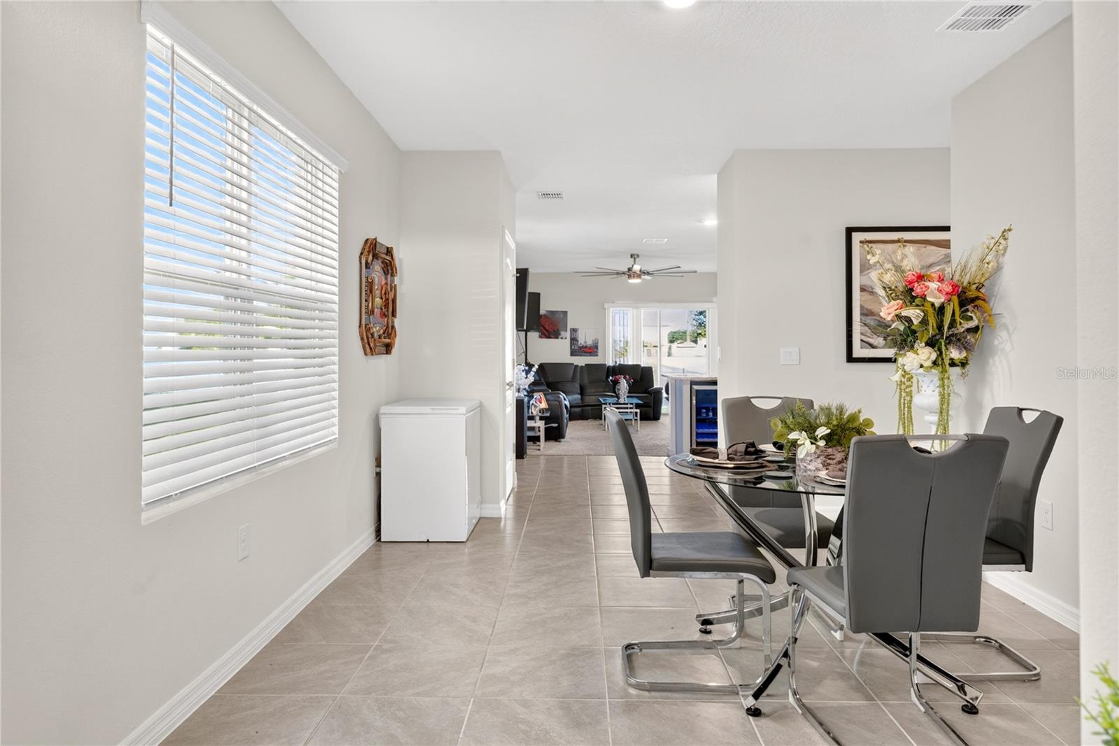 2900 WATERLILY WAY