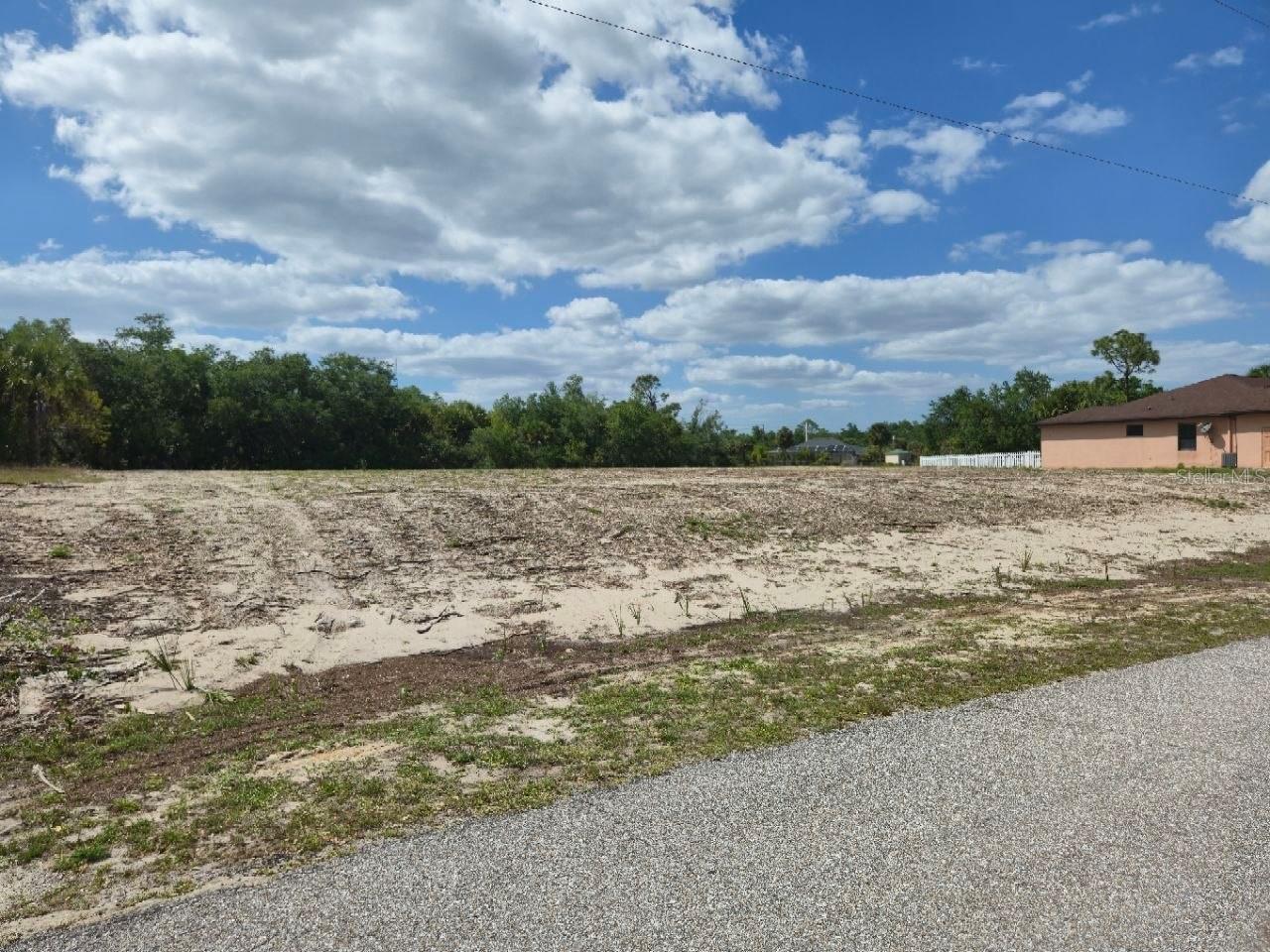 PORT CHARLOTTE SEC 030 - Land