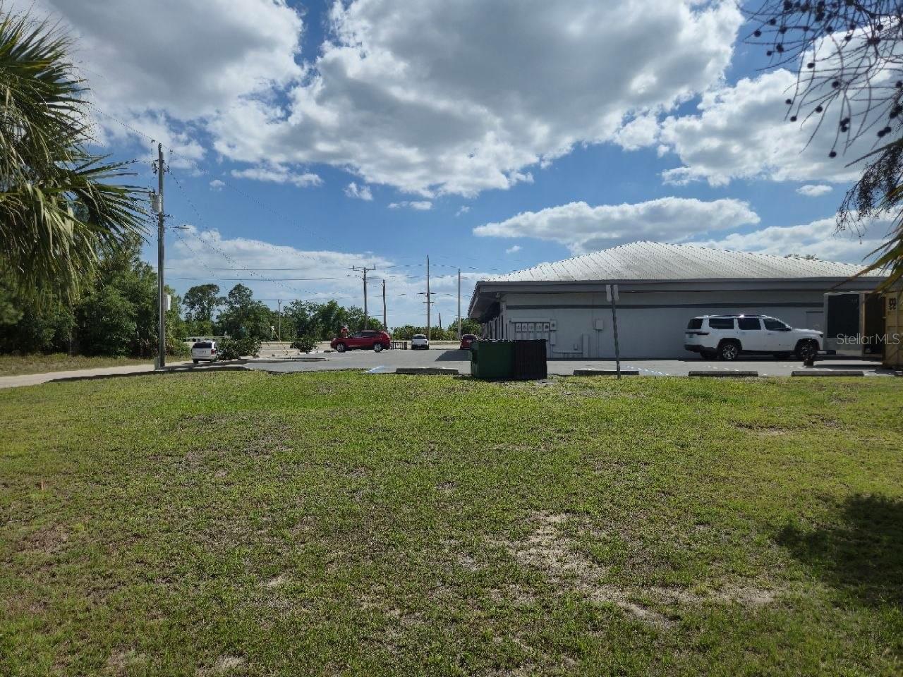 PORT CHARLOTTE SEC 030 - Land