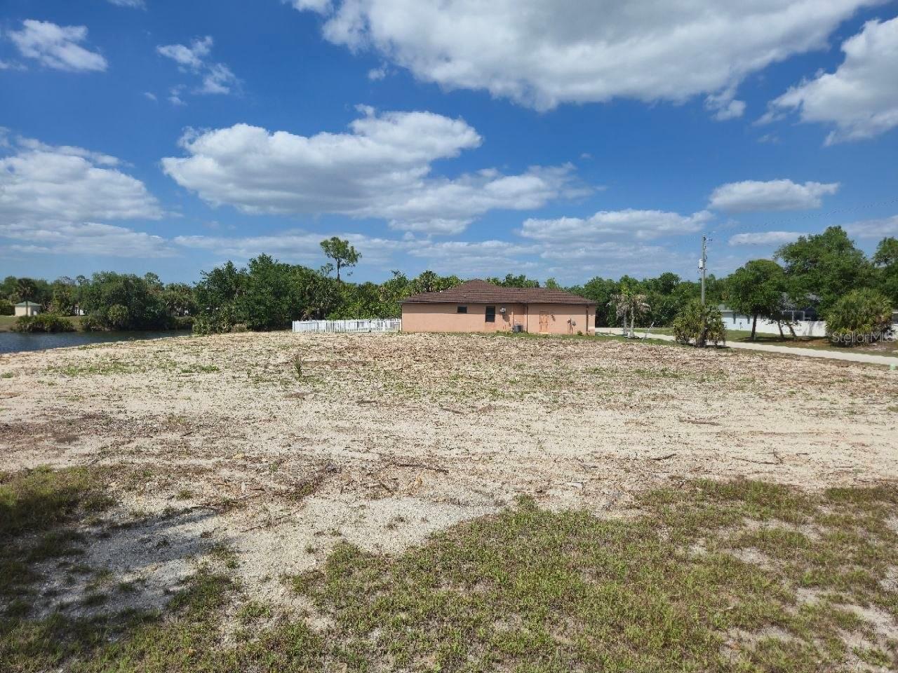 PORT CHARLOTTE SEC 030 - Land