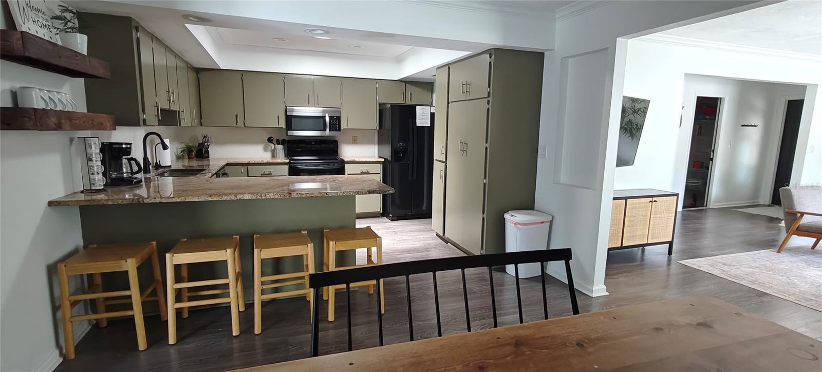 BAHIA VISTA HIGHLANDS - Residential