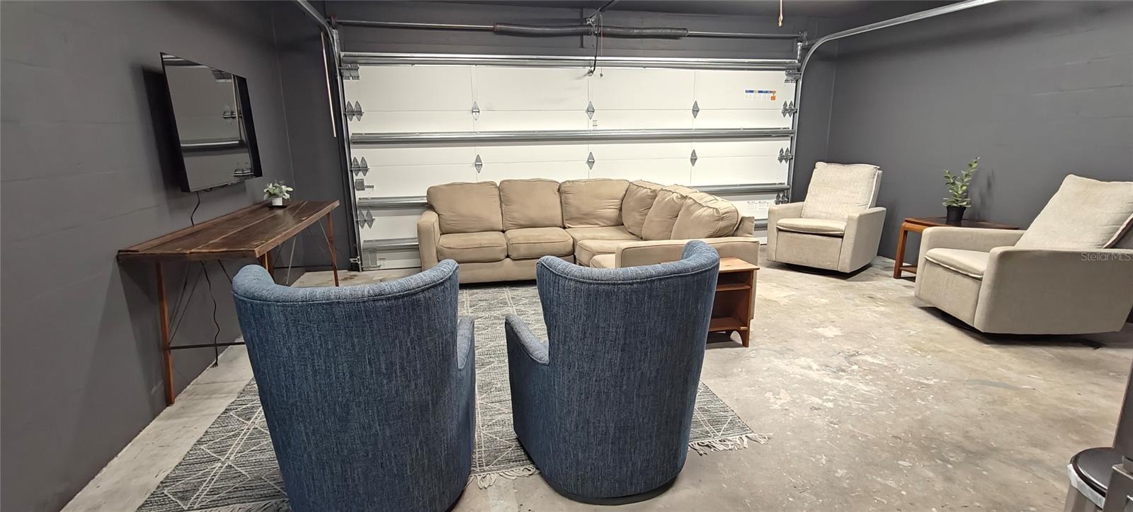 BAHIA VISTA HIGHLANDS - Residential