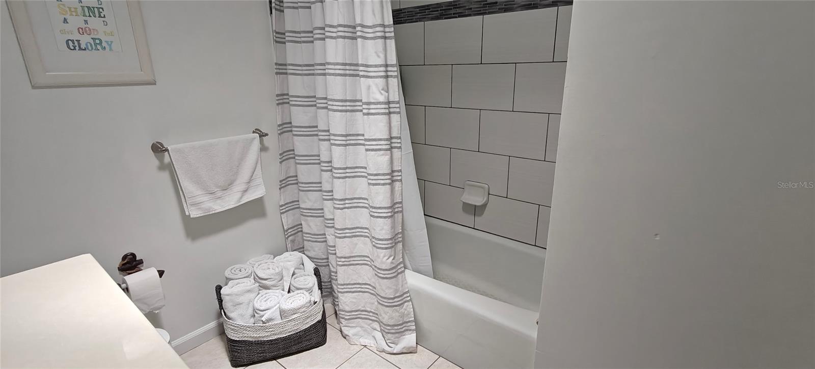 BAHIA VISTA HIGHLANDS - Residential