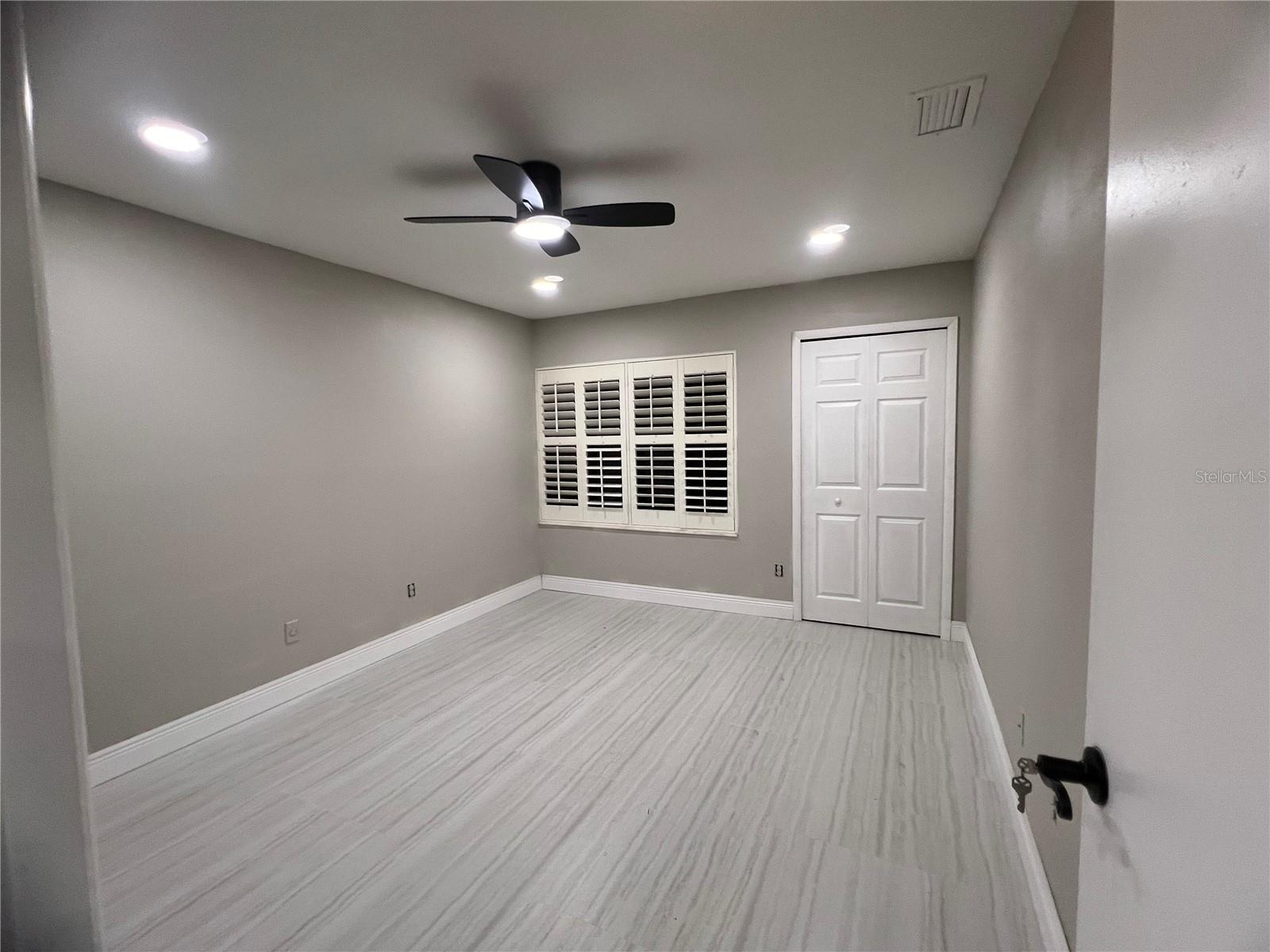 ORANGE TREE COUNTRY CLUB - Residential Lease