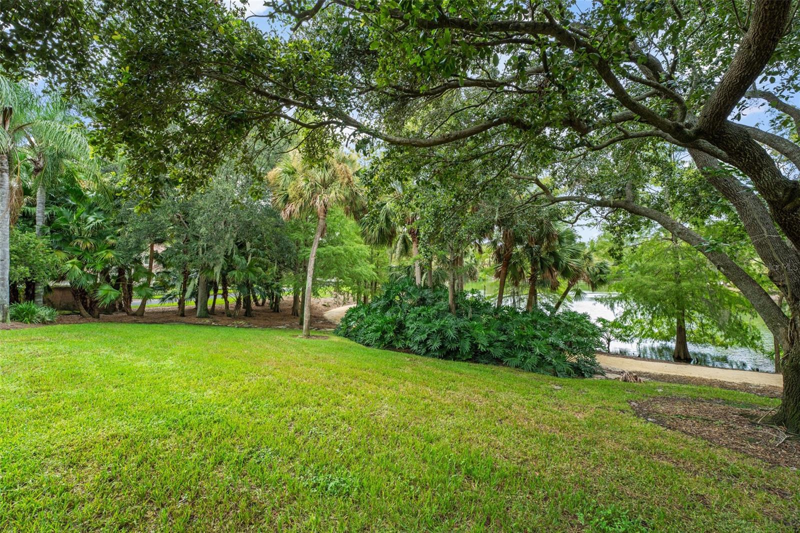 ISLEWORTH - Residential