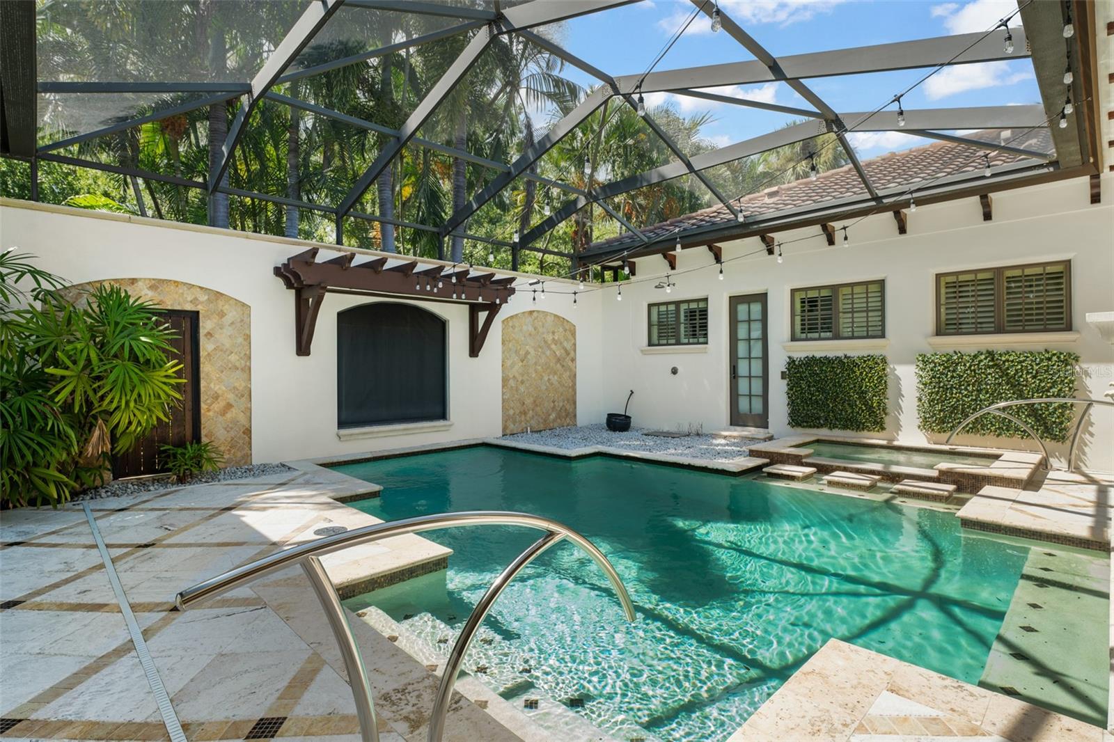 ISLEWORTH - Residential