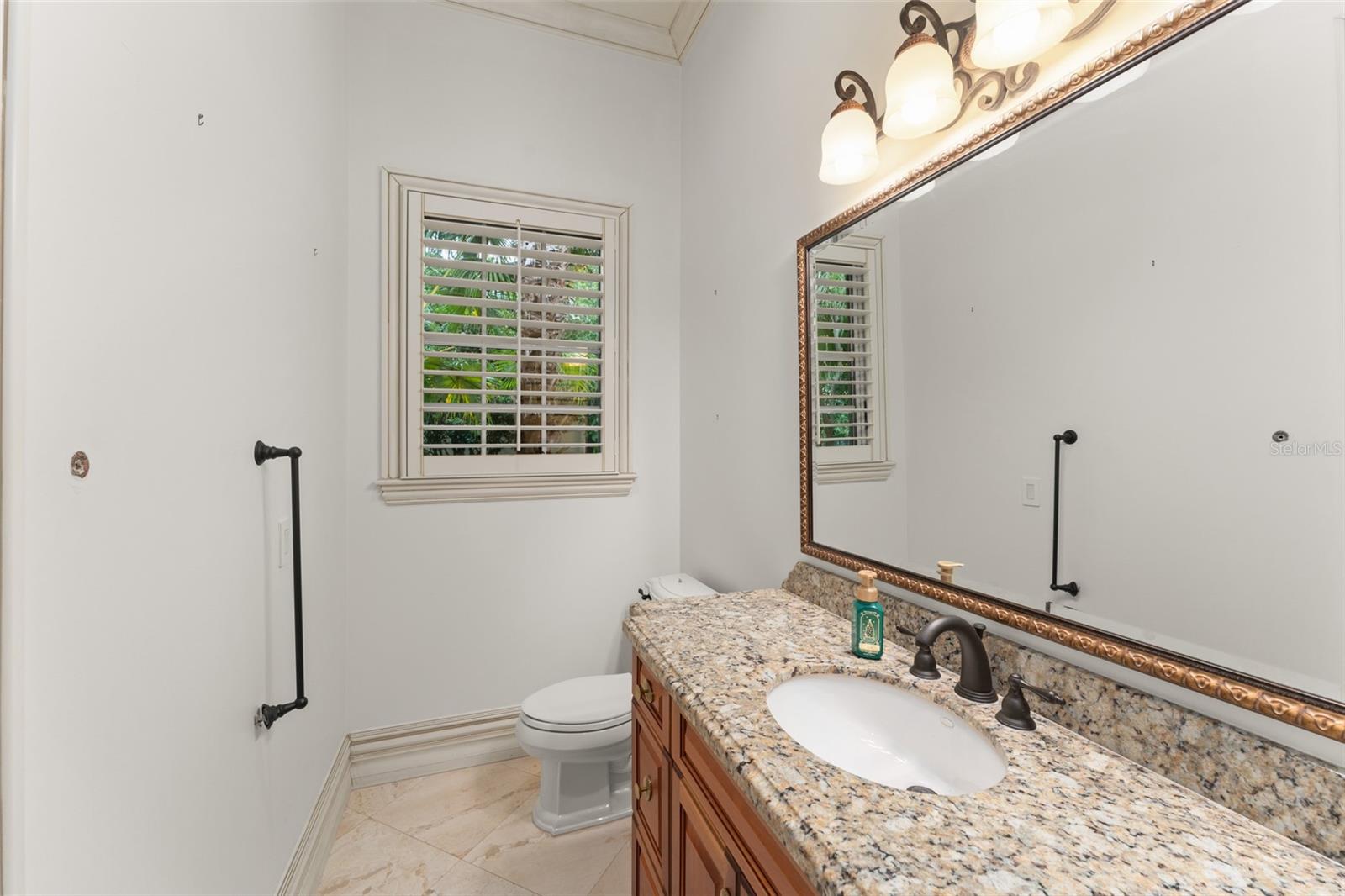 ISLEWORTH - Residential