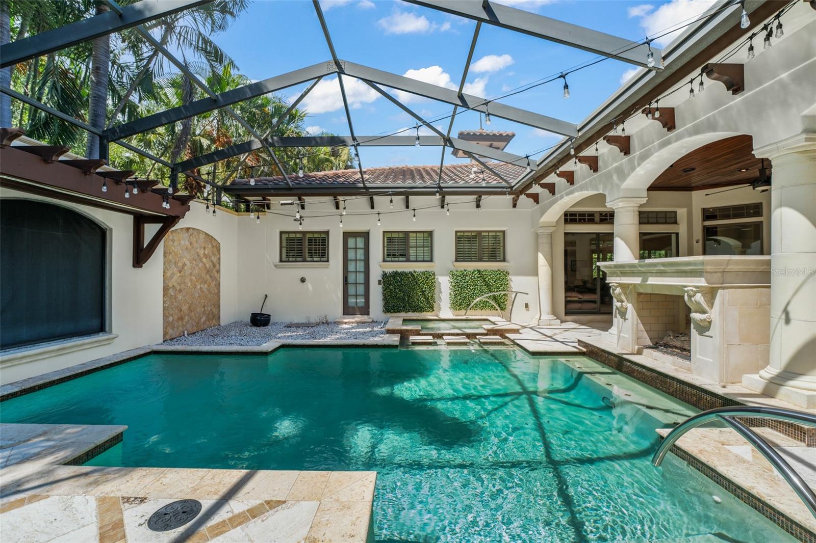 ISLEWORTH - Residential