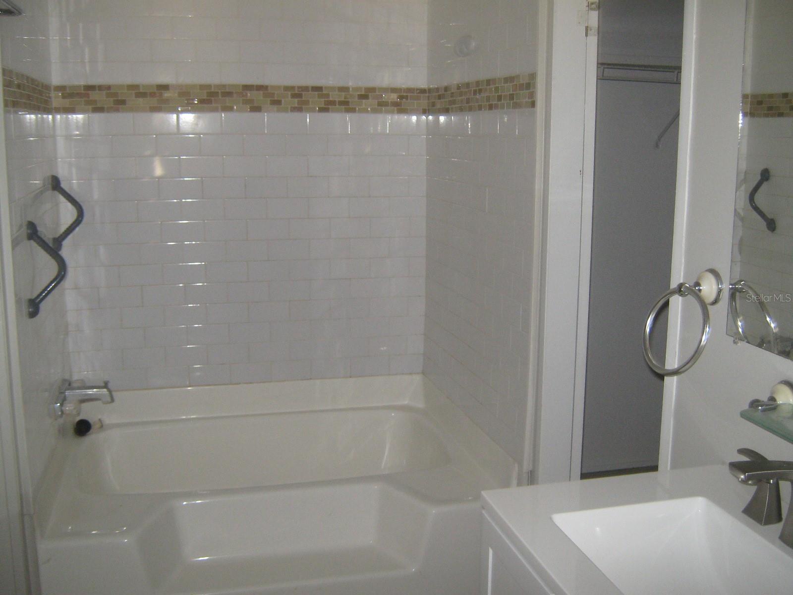 UNPLATTED - Residential Lease