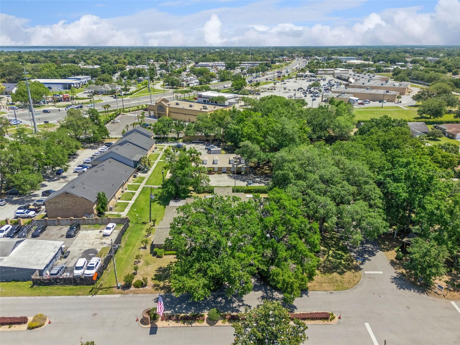 PALAMAR OAKS VILLAGE REP - Residential