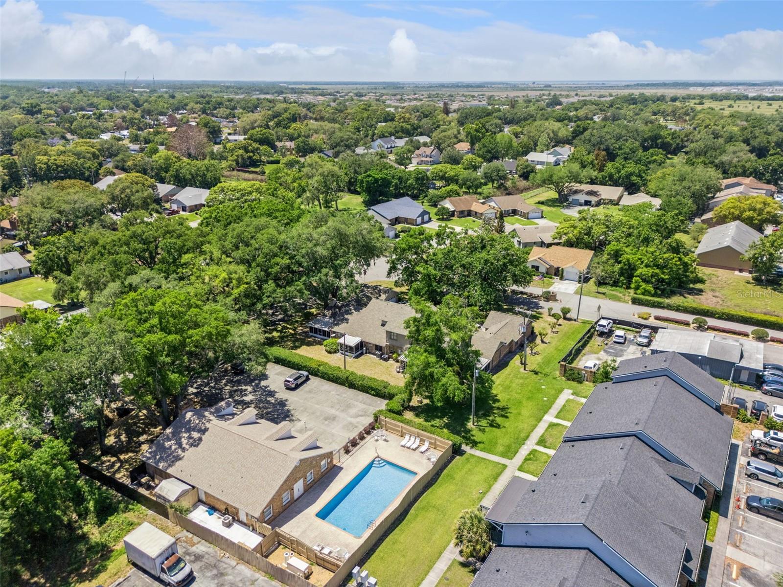PALAMAR OAKS VILLAGE REP - Residential