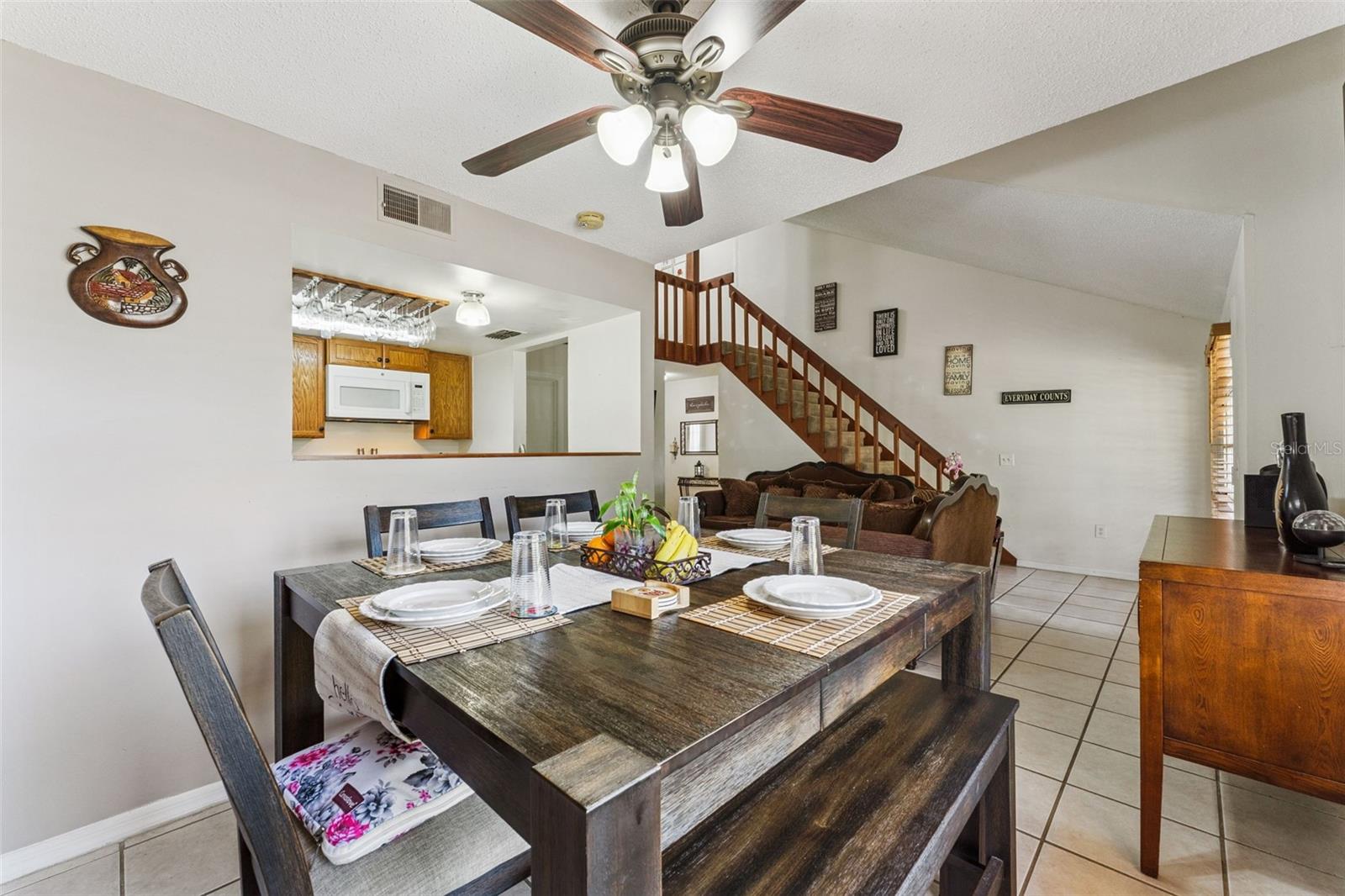 PALAMAR OAKS VILLAGE REP - Residential