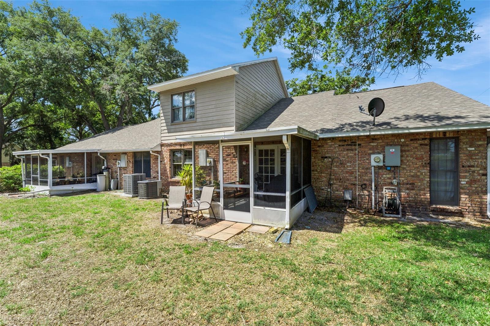 PALAMAR OAKS VILLAGE REP - Residential