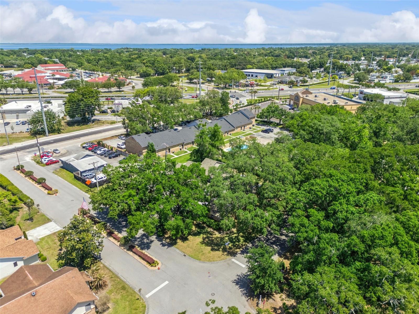 PALAMAR OAKS VILLAGE REP - Residential