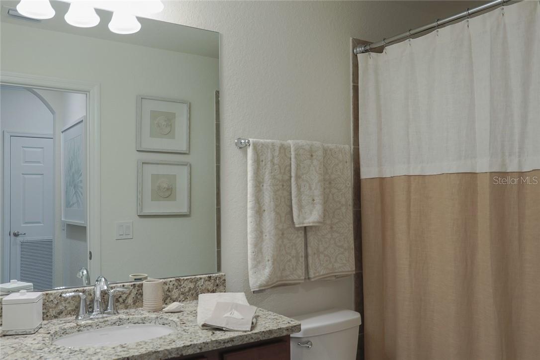 LAKEWOOD NATIONAL - Residential Lease