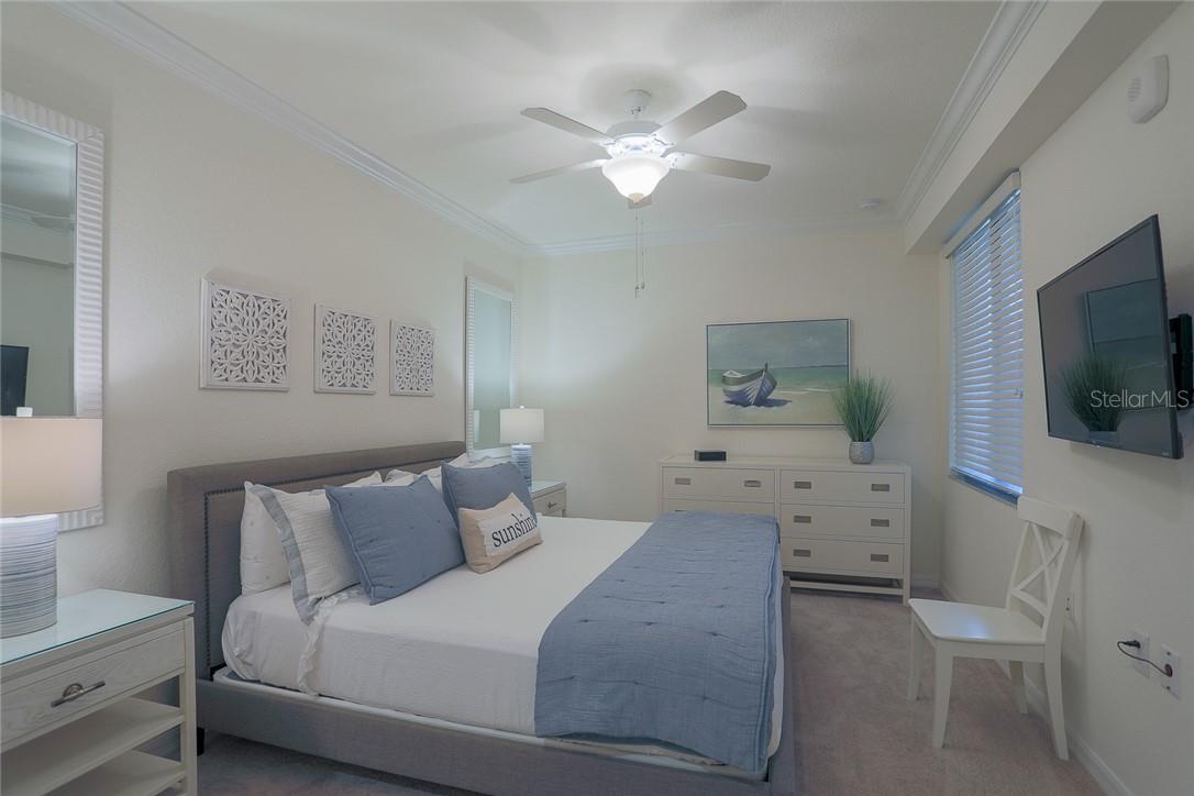 LAKEWOOD NATIONAL - Residential Lease