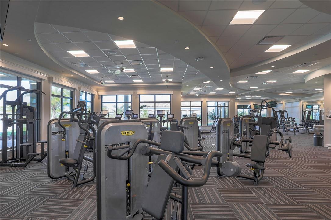 LAKEWOOD NATIONAL - Residential Lease
