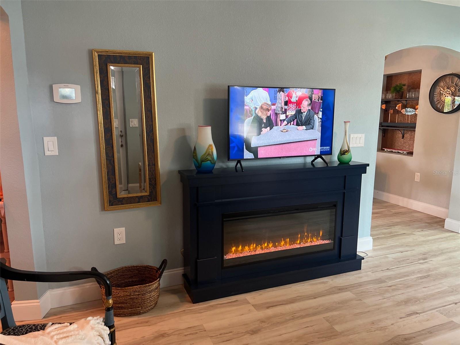 78BURNS F J REALTY COS REV - Residential