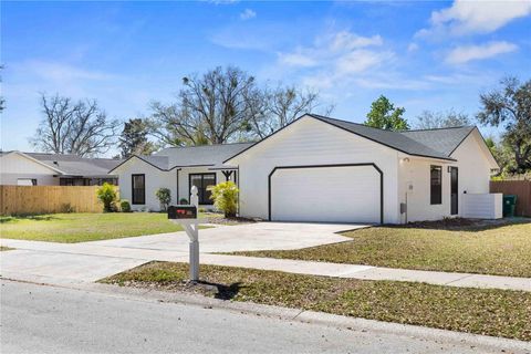 A home in WINTER GARDEN