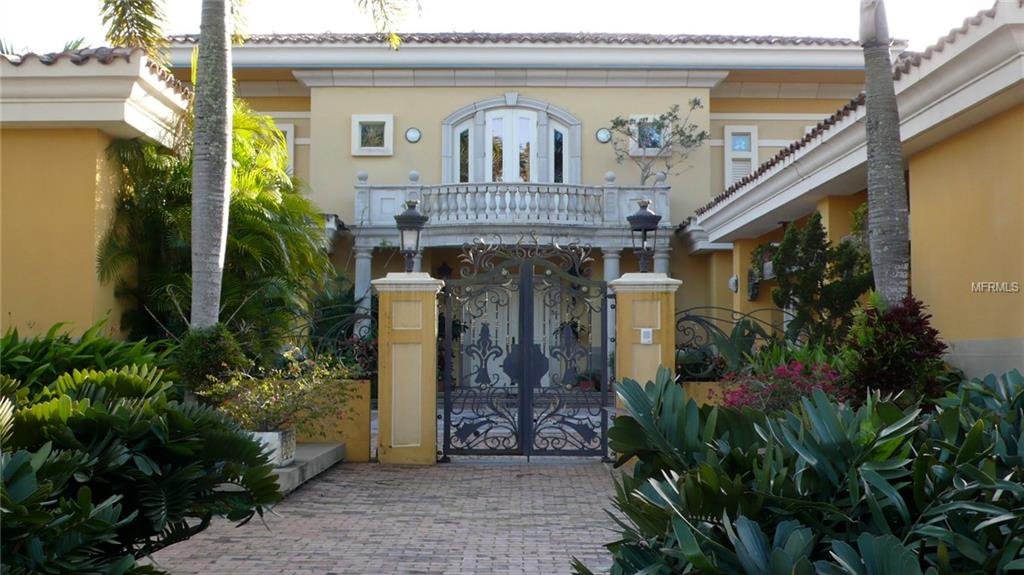 DORADO COUNTRY ESTATES - Residential