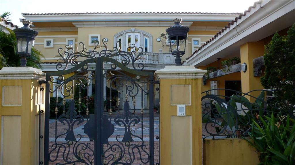 DORADO COUNTRY ESTATES - Residential