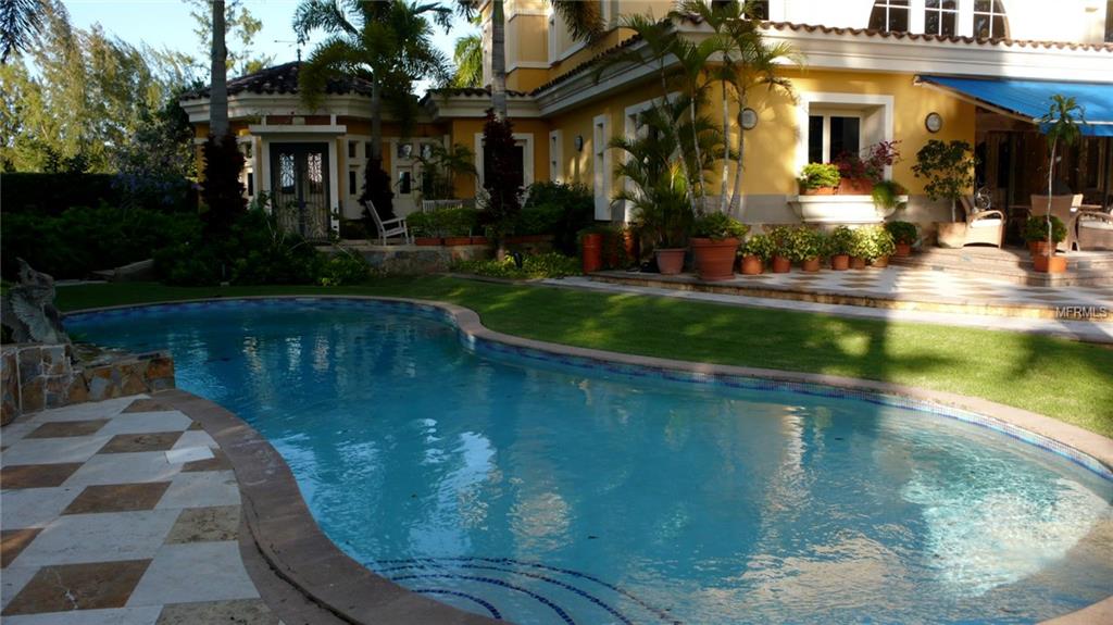 DORADO COUNTRY ESTATES - Residential