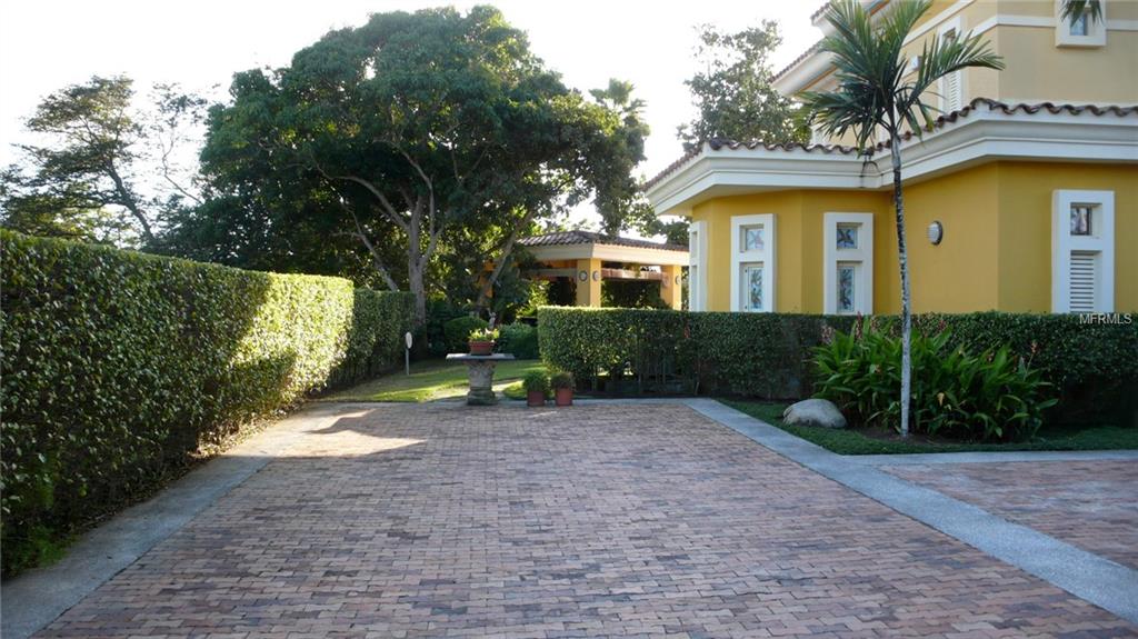 DORADO COUNTRY ESTATES - Residential