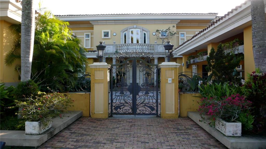 DORADO COUNTRY ESTATES - Residential